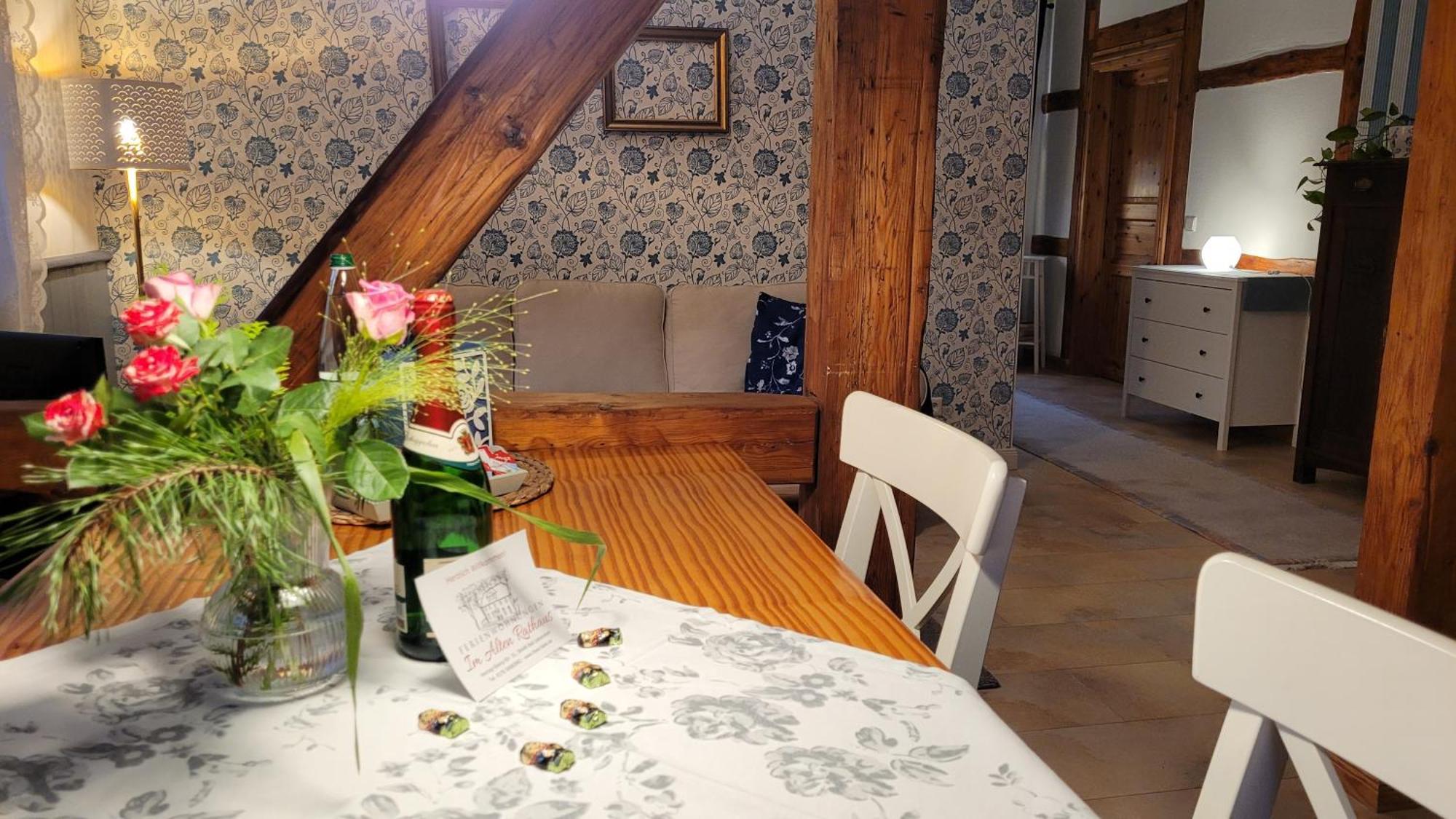 Im Alten Rathaus Bad Liebenstein Buitenkant foto